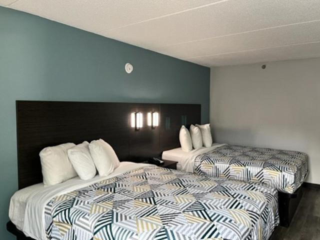 Studio 6 Suites East Syracuse Airport Exterior foto